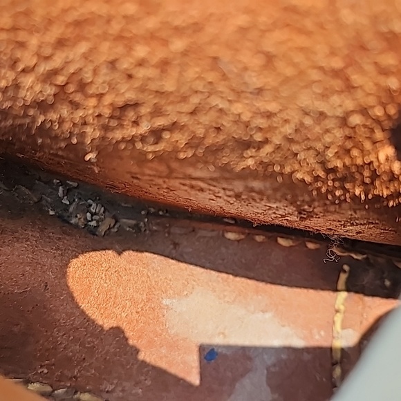 VINTAGE 1970s Handmade Leather Shoulder Bag - Picture 12 of 16